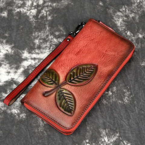 Women's Tree Cream Leather Long Retro Chain Wallet