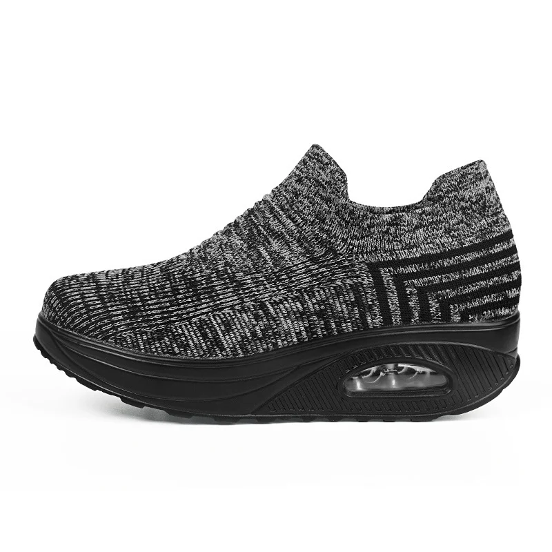 Women's Slip-on Lazy Shoes Flying Woven Shaking Shoes - Image 4
