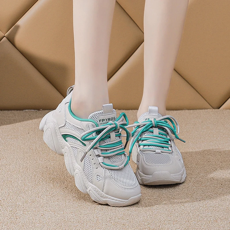 Women's Fashion Low-Top Running Sneakers - Image 3