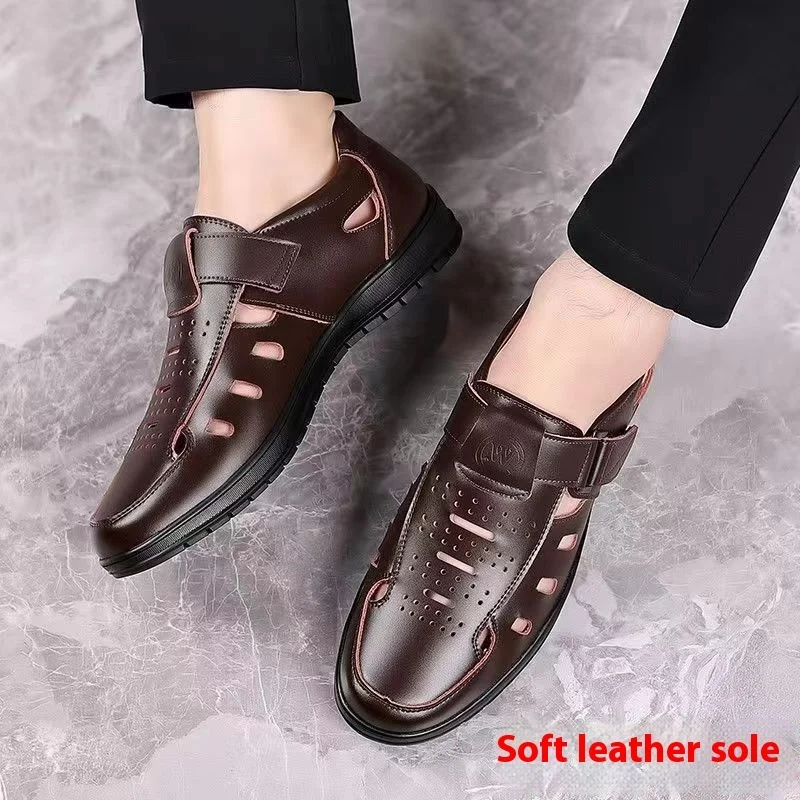 Men's Casual Breathable Summer Hollow Sandals - Image 2