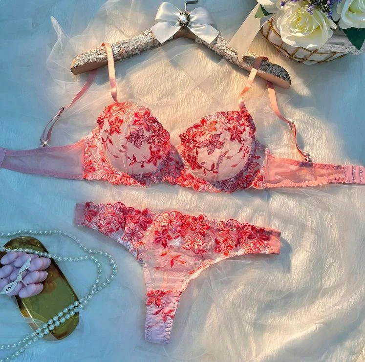 Women's Sexy Themed Lingerie Set - Image 10
